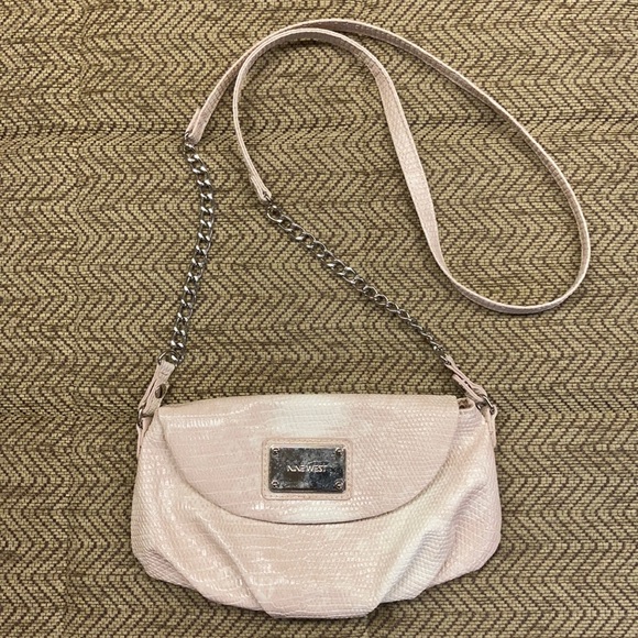 Nine West pale pink faux snakeskin cross-body bag - Picture 1 of 7